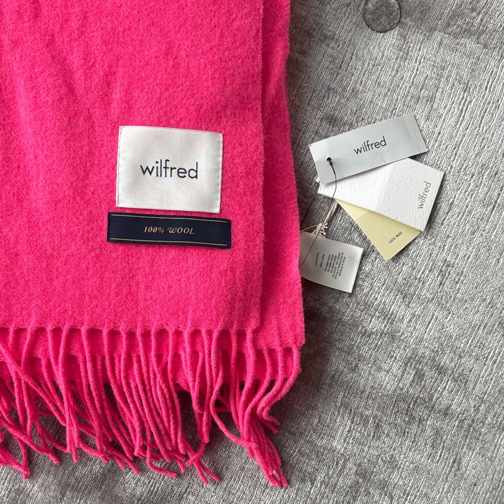 NWT Pink Wool Maxi Scarf from WILFRED